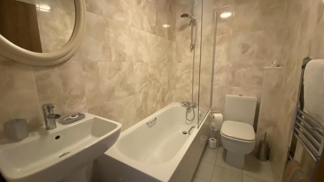 Comfy 2 Bed House Located At Wareham Train Station Villa Ngoại thất bức ảnh